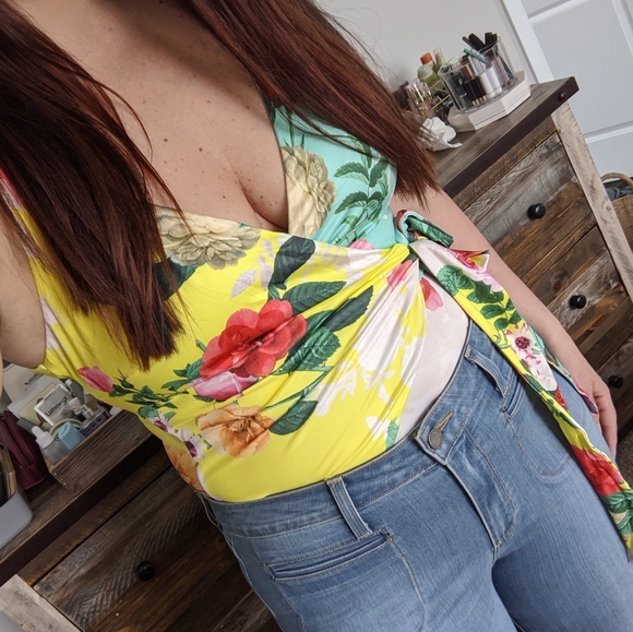 🆕🌿FLORAL BODYSUIT🌿 - Picture 9 of 13